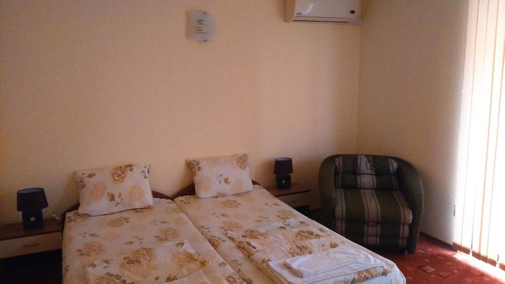 Guest House Pri Valyo Primorsko Dış mekan fotoğraf